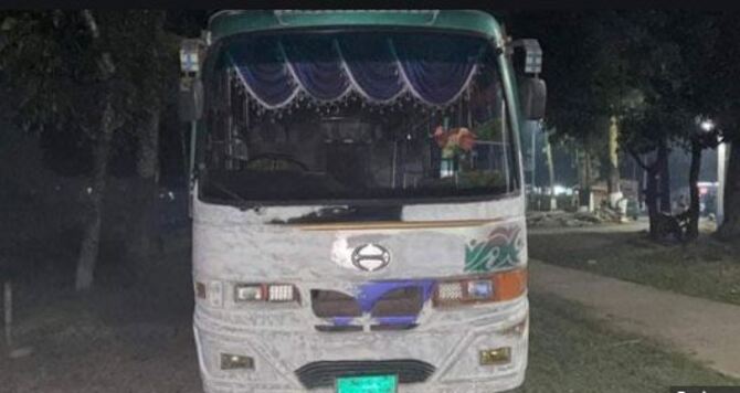 বাসে ছাত্রীকে ধর্ষণচেষ্টা: হেলপার গ্রেফতার