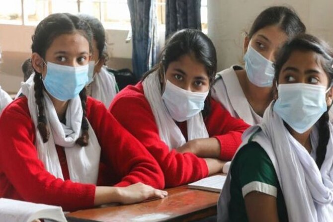 শিক্ষার্থীদের পড়ার ঘাটতি পূরণে আসছে নতুন গাইডলাইন