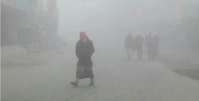 তীব্র শীতে দুর্ভোগে উত্তরের খেটে খাওয়া মানুষ