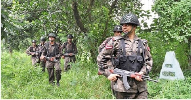 বিজিবির গুলিতে ভারতীয় চোরাকারবারির মৃত্যু