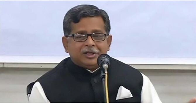 ‘স্বাস্থ্যবিধি মেনে যুক্তরাজ্যের সব ফ্লাইট চলবে’