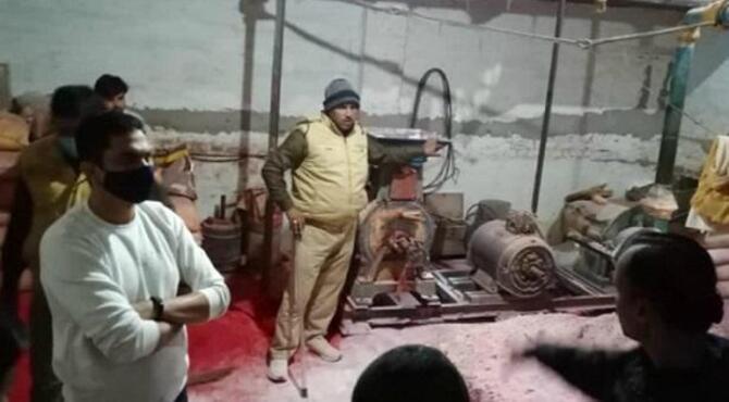 গাধার মল দিয়ে বানানো হচ্ছে গুঁড়ো মশলা!