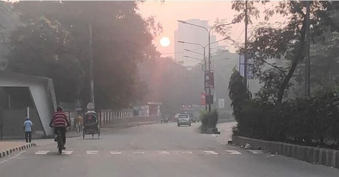 ঢাকার তাপমাত্রা আজ ২ ডিগ্রি কমার আভাস