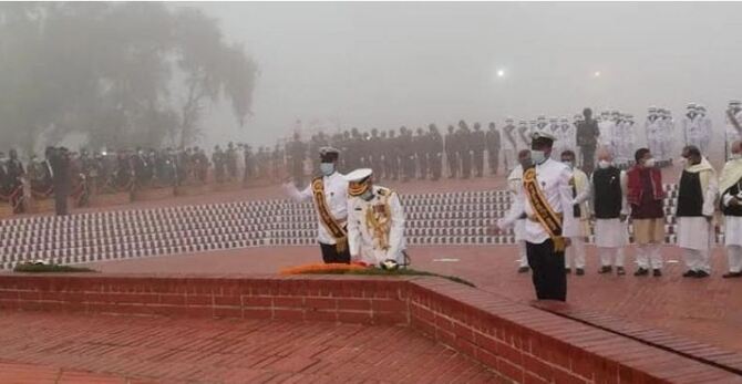 বীর শহীদদের প্রতি স্পিকারের শ্রদ্ধা