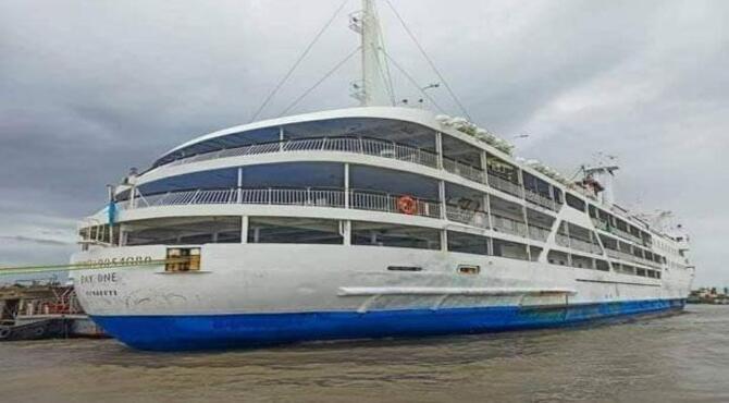 কক্সবাজার-সেন্টমাটিন রুটে আসছে বিলাসবহুল ক্রুজ শিপ