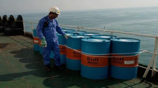 বাড়ছে অপরিশোধিত জ্বালানি তেলের দাম