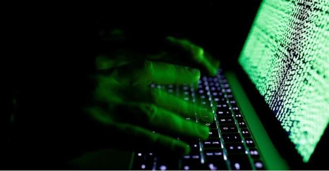 ইন্টারনেটে হয়রানির শিকার শিশুদের সুরক্ষা হুমকিতে