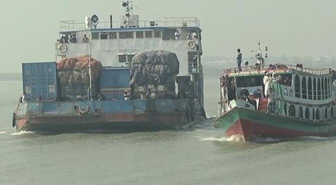 পদ্মা সেতুর পাশাপাশি নৌপথকেও গুরুত্বের সঙ্গে বিবেচনায় নিয়েছে সরকার