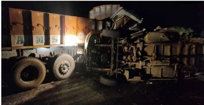 অন্ধ্রপ্রদেশে বাস-ট্রাকের সংঘর্ষে শিশুসহ নিহত ১৪