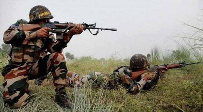 কাশ্মীরে ফের গুলি করে ভারতীয় সৈন্য হত্যা