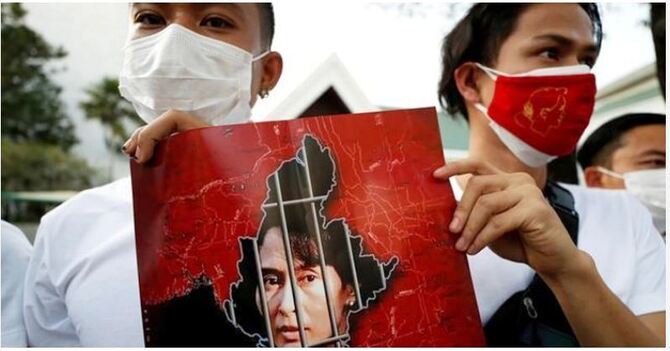 মিয়ানমারে ধর্মঘটে ৭০ হাসপাতালের কর্মীরা