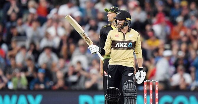 ৯৯ নটআউটে ডেভনের বিশ্ব রেকর্ড