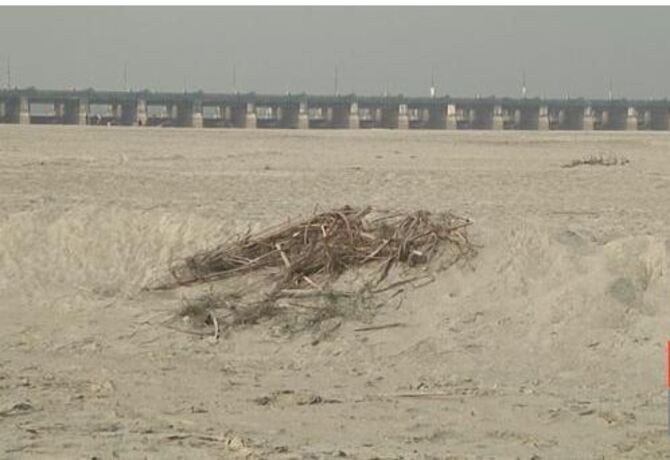 খরার সময় না আসতেই দুর্ভাবনায় তিস্তার কৃষকরা