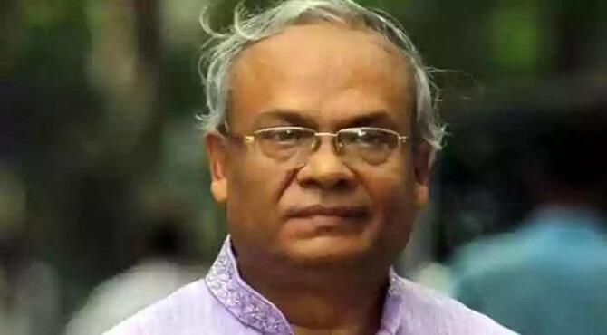 সমাবেশে বক্তব্য দেওয়ার সময় মাথা ঘুরে পড়ে গেলেন রিজভী