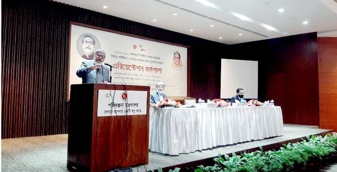 প্রকল্প পরিচালকদের নিয়ে সরকারের উচ্চ পর্যায়ে চিন্তা-ভাবনা চলছে