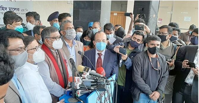 টিকা নিয়ে সুস্থ আছি : স্বাস্থ্যমন্ত্রী