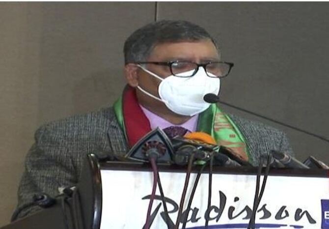 সব জেলায় করোনার টিকা পৌঁছে গেছে: স্বাস্থ্যমন্ত্রী