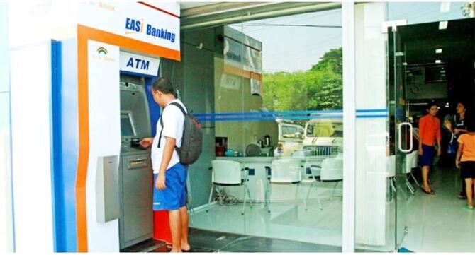 মিয়ানমারে বন্ধ হচ্ছে সব ব্যাংকের কার্যক্রম