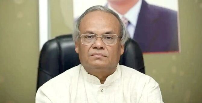 সরকারের চারদিকে ক্রমশ অন্ধকার ঘনিয়ে আসছে : রিজভী