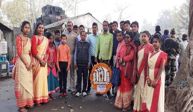 হিলি সীমান্তে আন্তর্জাতিক মাতৃভাষা দিবস উদযাপন করলো বাংলাদেশ-ভারত