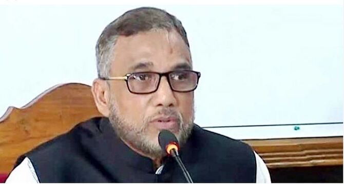 প্রাণ-প্রকৃতি রক্ষায় কাজ করছে সরকার