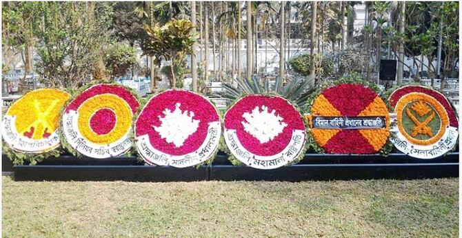 পিলখানার শহীদদের প্রতি রাষ্ট্রপতি ও প্রধানমন্ত্রীর শ্রদ্ধা