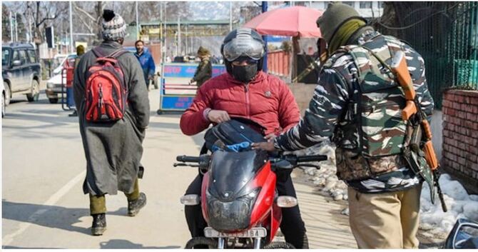 ১৮ মাস পর জম্মু-কাশ্মীরে ৪জি ইন্টারনেট চালু