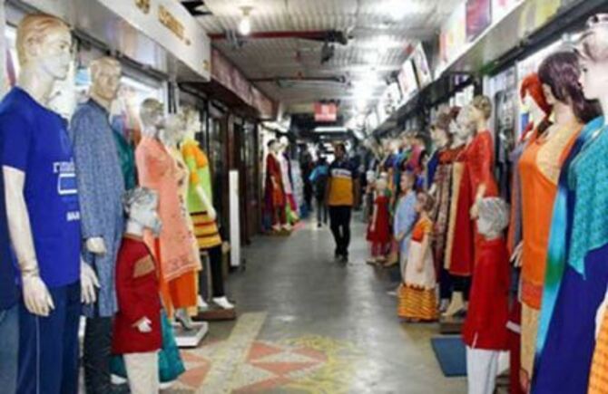 দোকান-শপিংমল খুলছে আজ, যেতে লাগবে মুভমেন্ট পাস