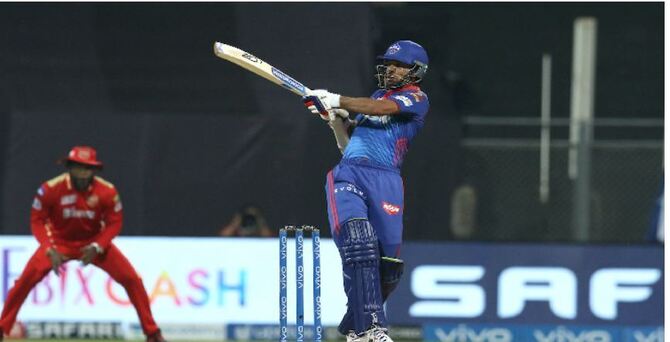 ধাওয়ান ঝড়ে বড় লক্ষ্যকে মামুলি বানিয়ে জয়ে ফিরল দিল্লি