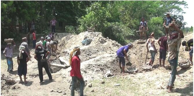 কৃষকদের ৩০ বছরের দুঃখ ঘোচালেন ইউএনও