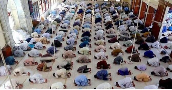 জুমা-তারাবির বিষয়ে নির্দেশনা দেবে ধর্ম মন্ত্রণালয়