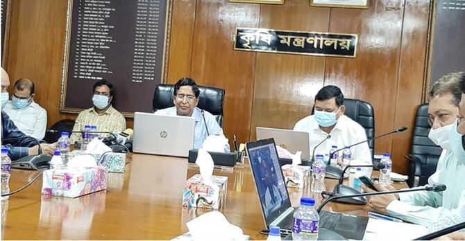 বোরো কাটা শুরু, ২ কোটি ৫ লাখ টন চাল উৎপাদনের আশা