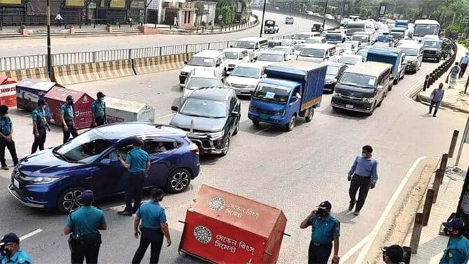 কোথাও কঠোর, কোথাও ঢিলেঢালা লকডাউন