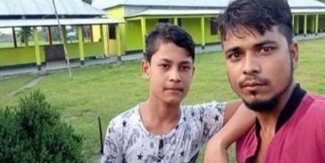 ট্রাকচাপায় দুই মোটরসাইকেল আরোহীর মৃত্যু