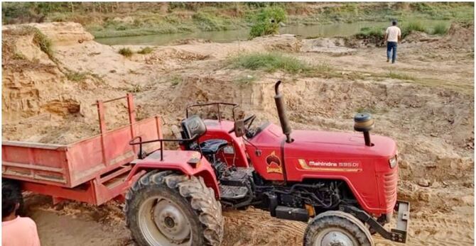 হালদায় অভিযানে নিষিদ্ধ জাল ও মাটি কাটার সরঞ্জাম জব্দ