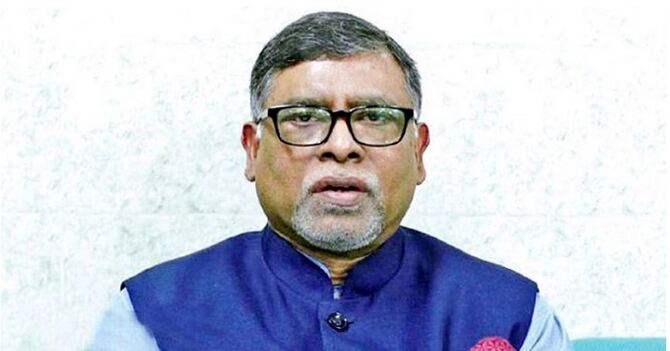 করোনার তৃতীয় ঢেউ নিয়ে সতর্ক থাকতে হবে : স্বাস্থ্যমন্ত্রী