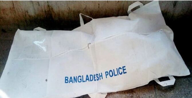 সিটি করপোরেশনের গাড়ির ধাক্কায় প্রাণ গেল রিকশাচালকের