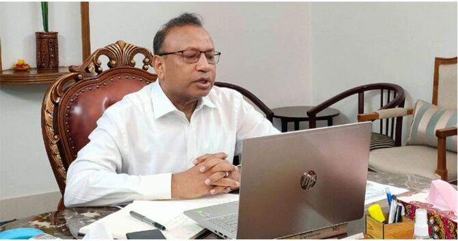 ‘ক্ষমতার অপব্যবহার করে নাগরিকদের সেবাবঞ্চিত করবেন না’