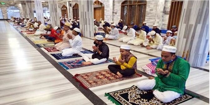 ঈদগাহে নয় মসজিদে ঈদ জামাত, করা যাবে না কোলাকুলি