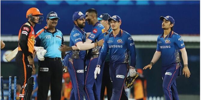 এবার হায়দরাবাদকে ‘কলকাতা’ বানিয়ে জিতল মুম্বাই