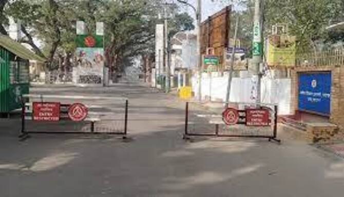 স্বাভাবিক রয়েছে বেনাপোল বন্দরের আমদানি- রপ্তানি বাণিজ্য