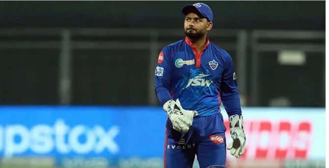 আপনার জন্যই তো সময় নষ্ট হলো : আম্পায়ারকে পান্ত