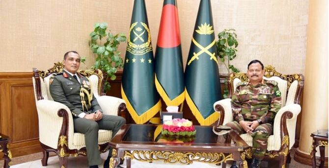 সেনাপ্রধানের সঙ্গে মালদ্বীপের প্রতিরক্ষা বাহিনী প্রধানের সাক্ষাৎ