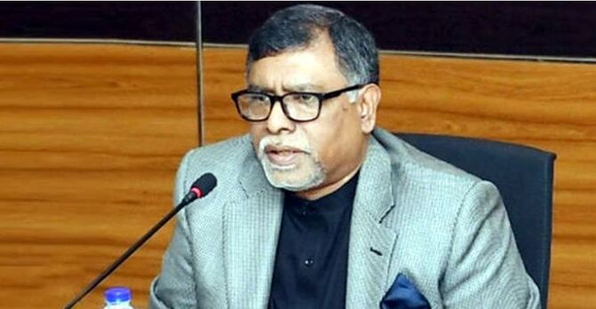 স্বাস্থ্যবিধিতে মানুষের অনীহায় দ্বিতীয় ঢেউ এসেছে