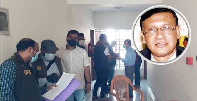 রক্ত-বমির ওপর পড়েছিলেন তারেক শামসুর রেহমান