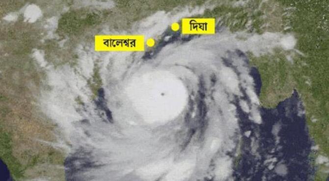 পশ্চিমবঙ্গে ইয়াসের তাণ্ডবে প্রাণ গেল ২ জনের