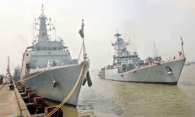 ঘূর্ণিঝড় ইয়াস: প্রস্তুত নৌবাহিনীর ১৮ যুদ্ধজাহাজ