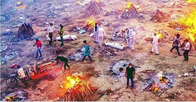 ভারতে একদিনে রেকর্ড ৪৫২৯ মৃত্যু