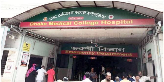 যাত্রাবাড়ীতে মোটরসাইকেলের ধাক্কায় বৃদ্ধার মৃত্যু