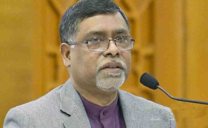 চীন থেকে আরও টিকা আনার চেষ্টা চলছে: স্বাস্থ্যমন্ত্রী